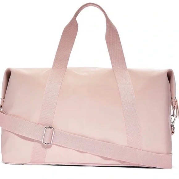 🎁NWT Victoria's Secret 2025 Metallic Pink Duffle Bag - Picture 3 of 11
